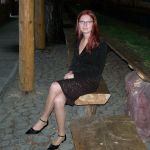 ����� ����