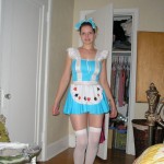 ����� ����