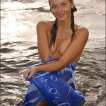 ��������