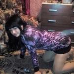 ����� ����