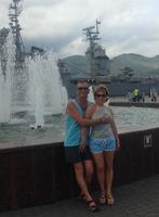 ����� ����