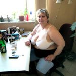 ���� ���